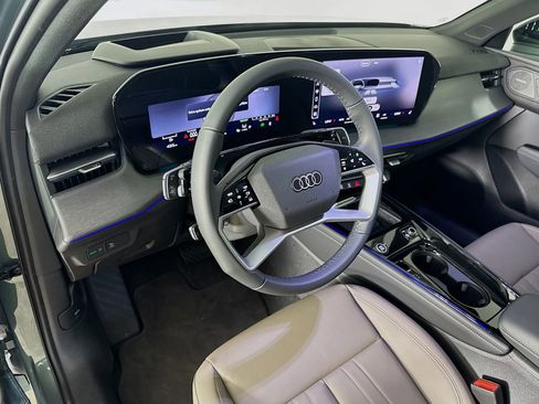 New 2026 Audi Q3 quattro 2.0T AWD/4WD image 10