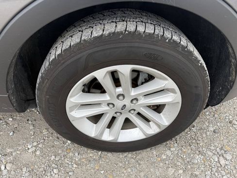 Used 2012 Ford Explorer XLT AWD/4WD image 11