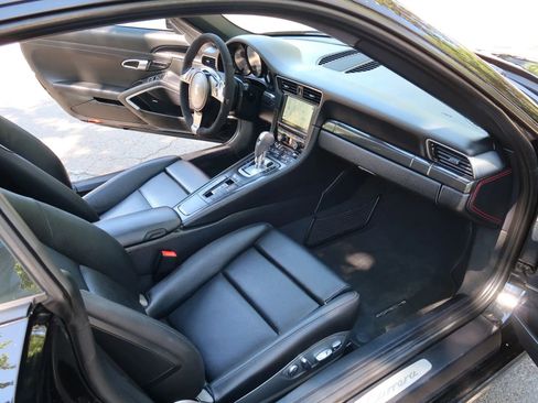 Used 2016 Porsche 911 Carrera image 27