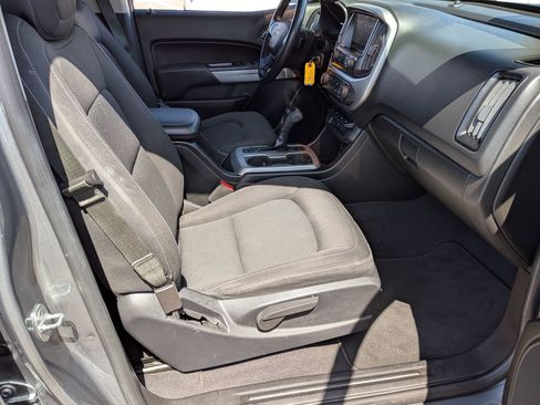 Used 2019 Chevrolet Colorado LT AWD/4WD image 32