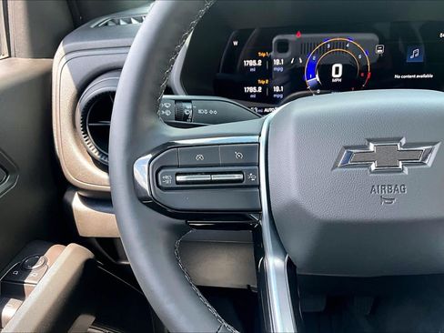 Used 2026 Chevrolet Colorado Trail Boss AWD/4WD image 24