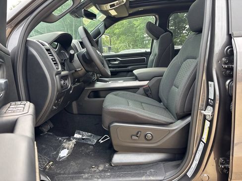 New 2026 RAM 1500 Big Horn AWD/4WD image 17
