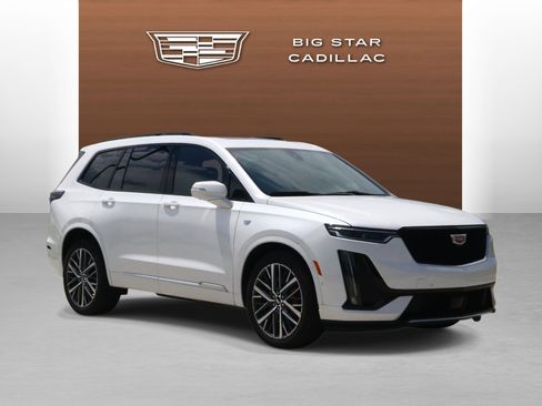 Certified 2025 Cadillac XT6 Sport w/ Technology Package AWD/4WD image 7
