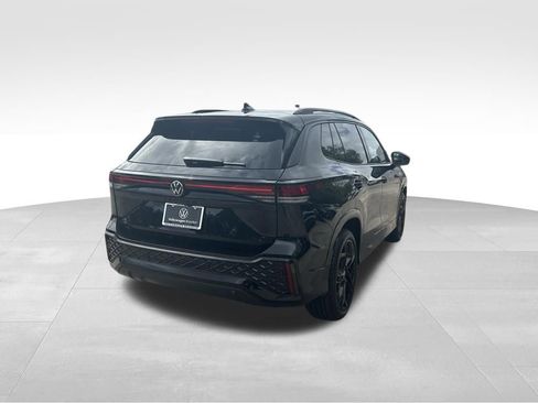 New 2026 Volkswagen Tiguan SE R-Line FWD image 5