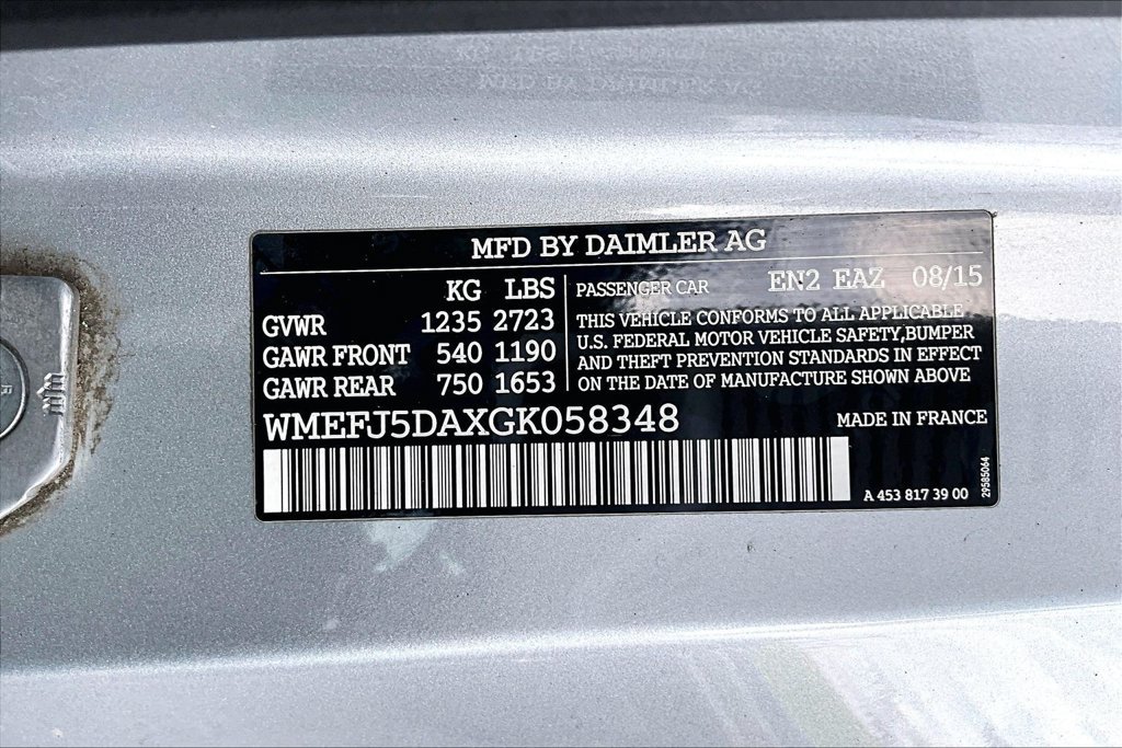 Used 2016 smart fortwo passion RWD image 16