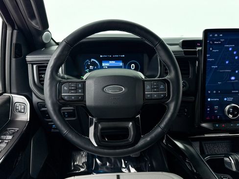 Used 2023 Ford F150 Lightning Platinum image 4