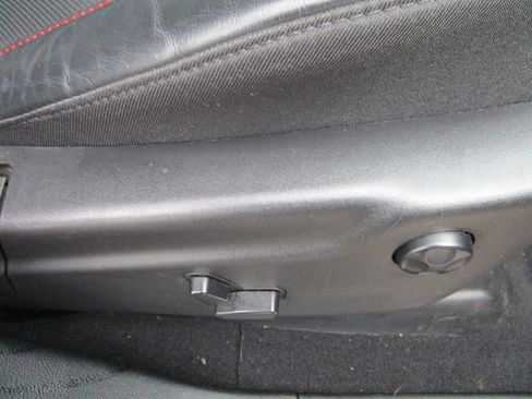 Used 2024 Dodge Durango GT image 25