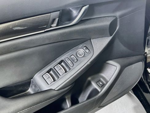 Used 2022 Honda Accord Sport image 17