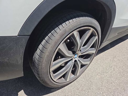 Used 2018 BMW X2 sDrive28i w/ Convenience Package FWD image 3