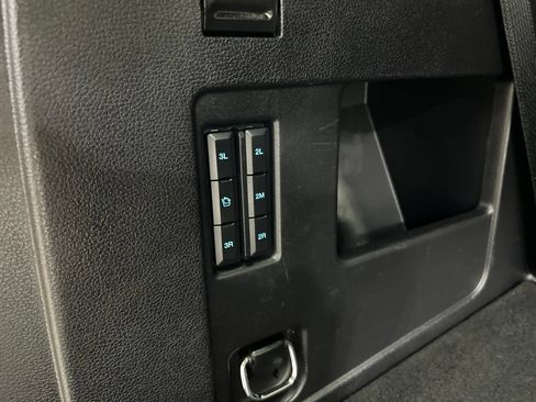 Certified 2019 Ford Expedition Limited AWD/4WD image 32