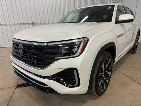 Certified 2024 Volkswagen Atlas Cross Sport SEL Premium R-Line image 1
