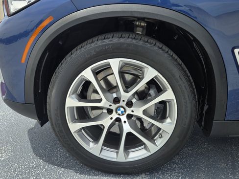 Used 2021 BMW X5 sDrive40i w/ Convenience Package RWD image 17
