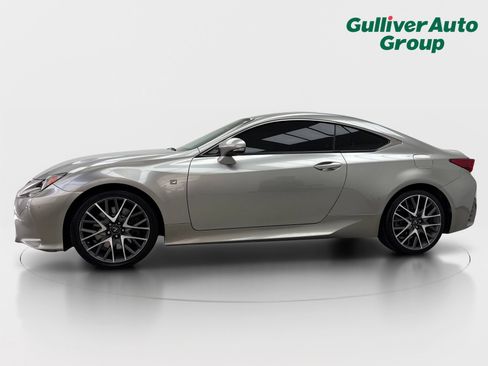 Used 2016 Lexus RC 200t RWD image 2