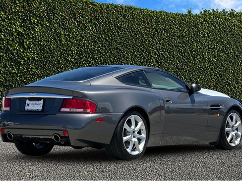 Used 2004 Aston Martin Vanquish RWD image 4