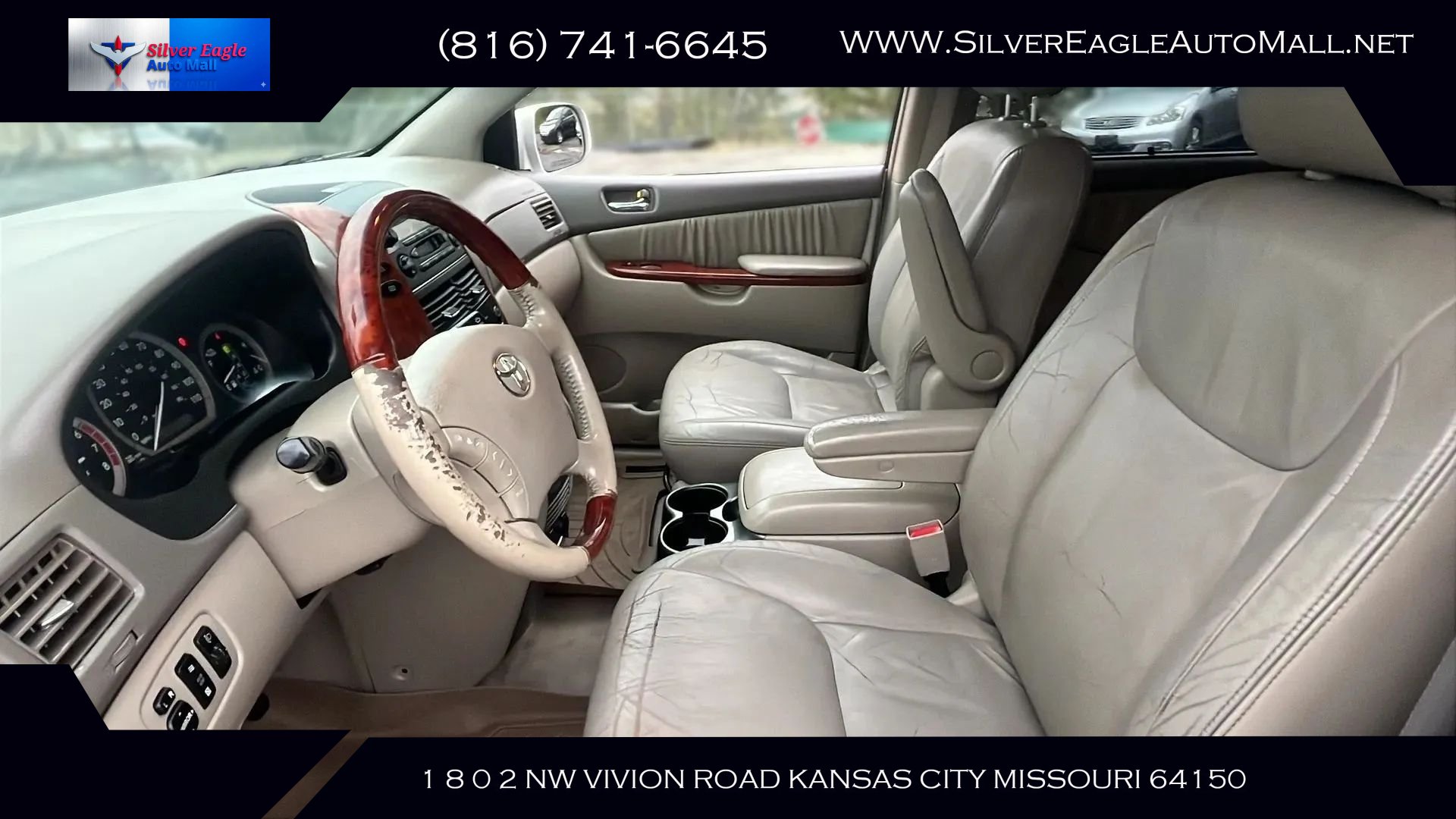 Used 2004 Toyota Sienna XLE Limited w/ Limited Pkg 5 FWD image 13