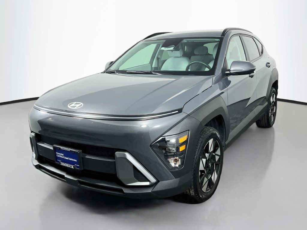 Certified 2025 Hyundai Kona SEL AWD/4WD image 3