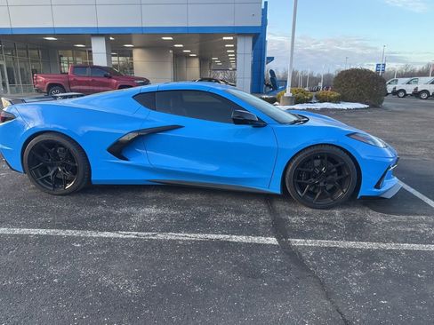 Used 2023 Chevrolet Corvette Stingray Coupe w/ Z51 Performance Package image 18