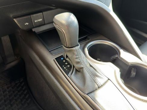 Used 2024 Toyota Camry SE FWD image 26