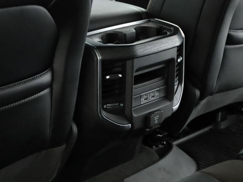 Used 2023 RAM 1500 Laramie AWD/4WD image 6