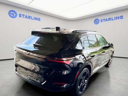 Certified 2025 Chevrolet Equinox EV RS FWD image 2