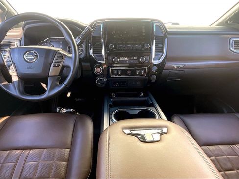 Used 2022 Nissan Titan Platinum Reserve w/ Moonroof Package image 19