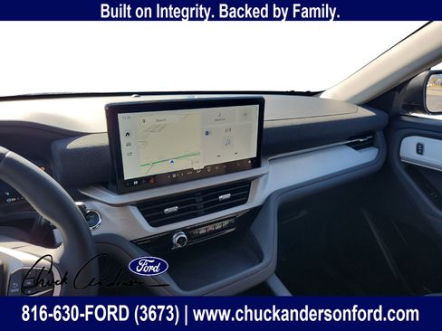New 2026 Ford Explorer Active AWD/4WD image 19