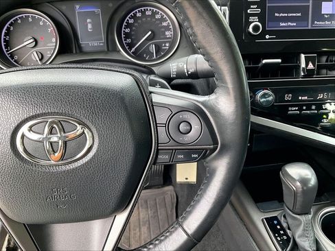 Used 2024 Toyota Camry SE FWD image 23