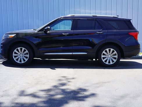 Used 2020 Ford Explorer Limited w/ Class III Trailer Tow Package AWD/4WD image 3
