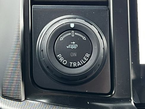 New 2025 Ford F150 Platinum image 30