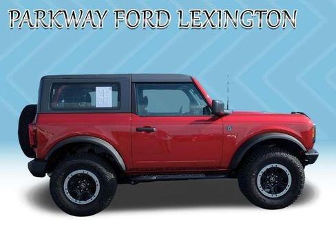 Used 2022 Ford Bronco 2-Door w/ Sasquatch Package AWD/4WD image 6