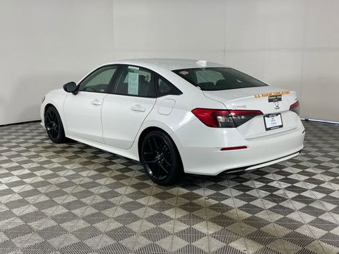 Used 2022 Honda Civic Sport image 14