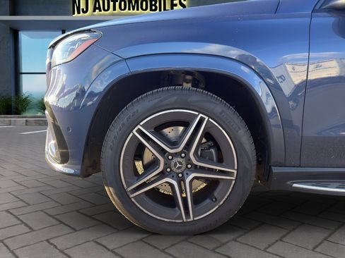 Used 2024 Mercedes-Benz GLS 450 4MATIC image 22