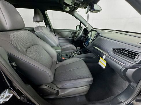 Used 2025 Subaru Forester Premium w/ Convenience Package #1 image 33