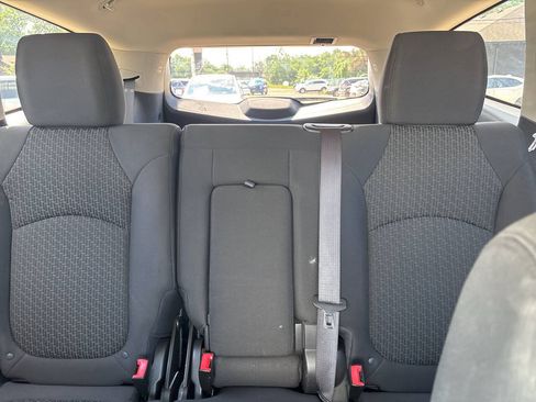 Used 2012 Chevrolet Traverse LT w/ All-Star Edition AWD/4WD image 26