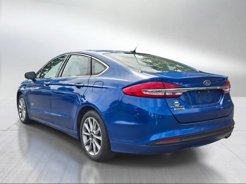 Used 2017 Ford Fusion Energi SE FWD image 5