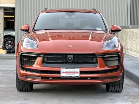 Used 2023 Porsche Macan S image 11