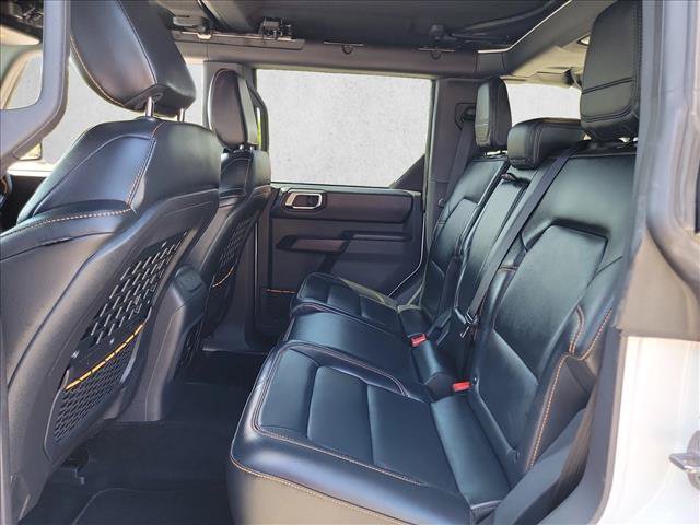 Used 2024 Ford Bronco Badlands AWD/4WD image 14