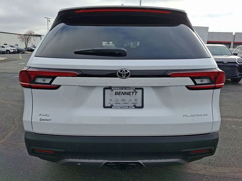 New 2026 Toyota Grand Highlander AWD image 6