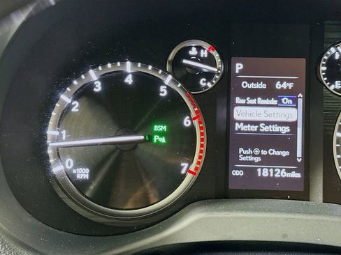 Certified 2023 Lexus GX 460 Premium w/ Premium Package image 12