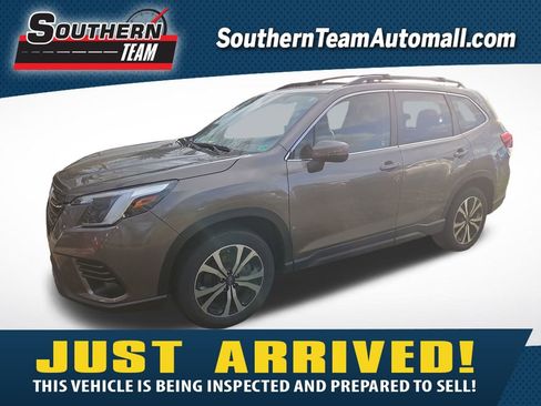 Used 2024 Subaru Forester Limited image 1