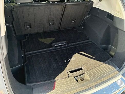 Certified 2024 Nissan Rogue Platinum w/ Platinum Premium Package image 18