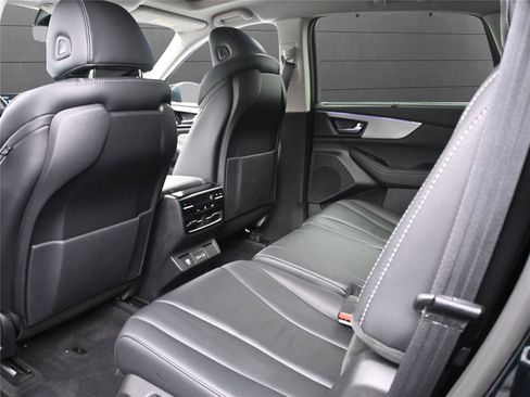 Used 2023 Acura MDX SH-AWD w/ Technology Package image 10