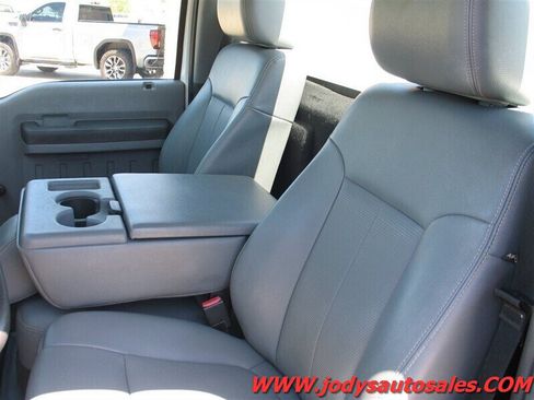 Used 2013 Ford F250 XL RWD image 5