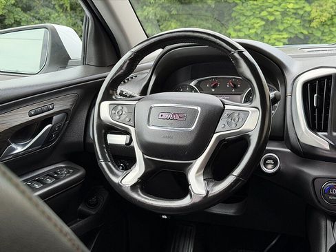 Used 2019 GMC Terrain SLT w/ Preferred Package FWD image 14