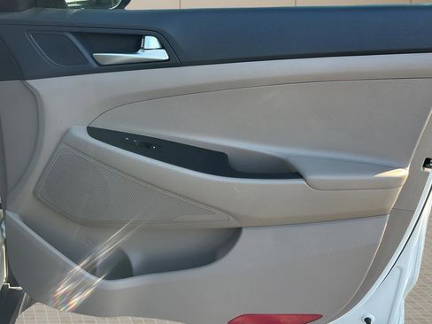 Used 2020 Hyundai Tucson Value FWD image 33