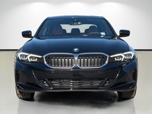 Used 2026 BMW 330i Sedan w/ Premium Package RWD image 8
