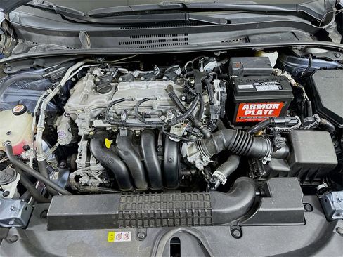 Used 2022 Toyota Corolla LE image 8