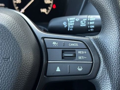 Certified 2026 Honda HR-V LX image 29