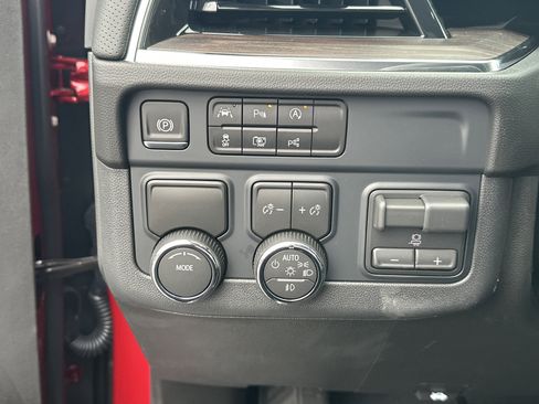 New 2026 Chevrolet Tahoe Premier w/ Sun And Tow Package image 25