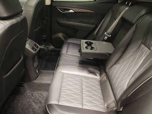 Used 2021 Buick Envision Avenir image 27